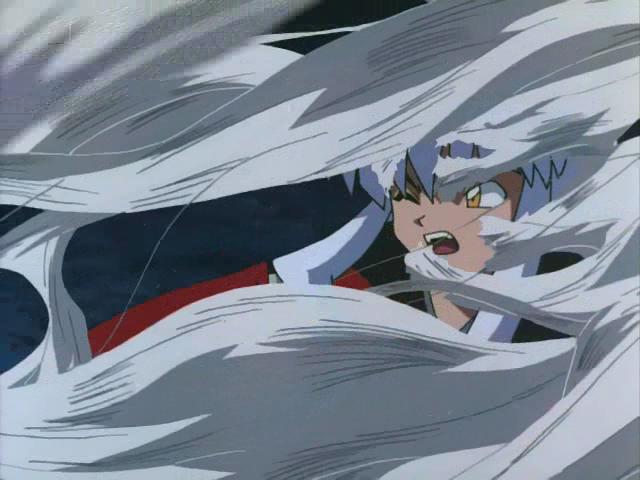 Otaku Gallery  / Anime e Manga / Inu-Yasha / Screen Shots / Episodi / 013 - L`enigma della luna nuova! Inuyasha dai capelli neri! / 091.jpg